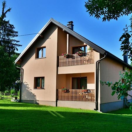 Apartman Jelena Rakovica Ngoại thất bức ảnh